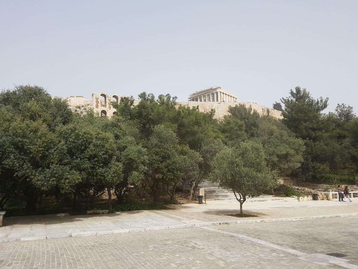 John Beauty 50m2, Metro And Acropolis 5' * Athens