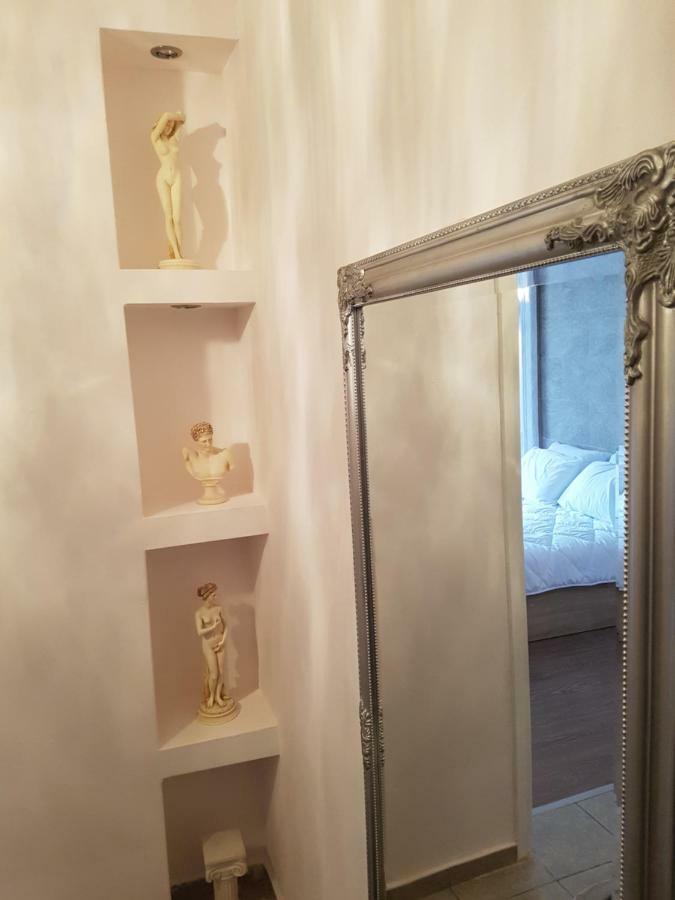 Apartment John Beauty 50m2, Metro And Acropolis 5' *