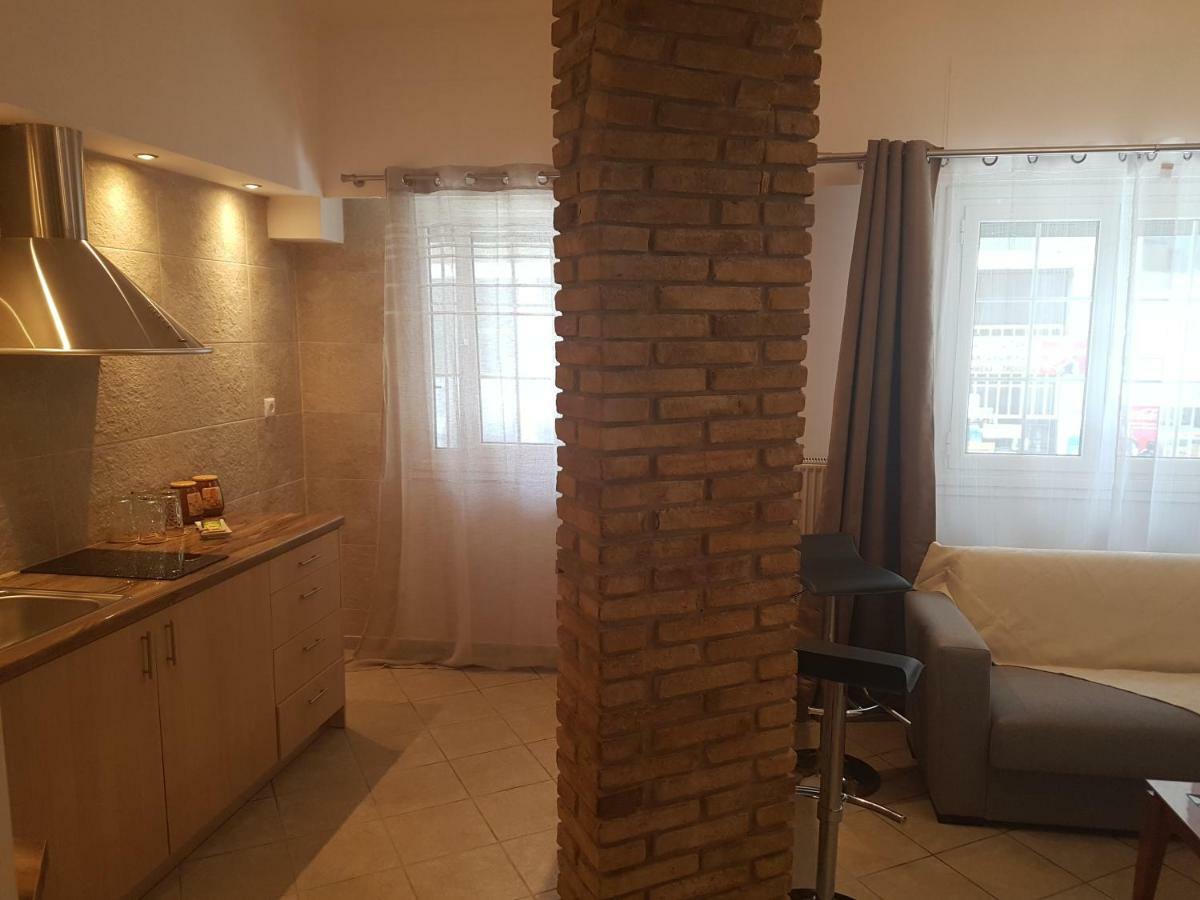 John Beauty 50m2, Metro And Acropolis 5' Atenas