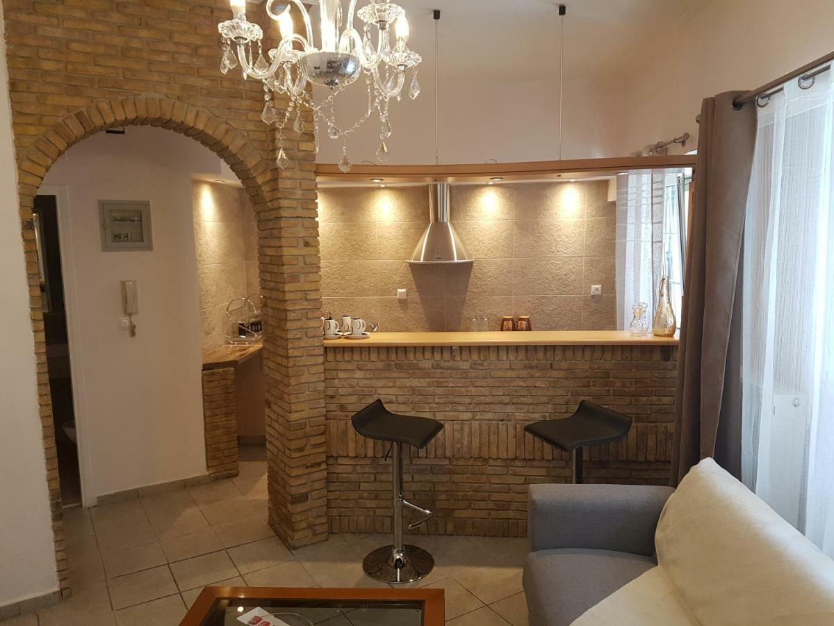 John Beauty 50m2, Metro And Acropolis 5' Apartamento *